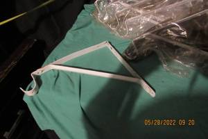 lot 45 image: SHELF BRACKETS- 11 INCH WITH CLOTHS ROD HOOK 14 EACH