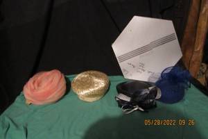 lot 120 image: SUNDAY MORNING HATS-4 EACH