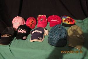 lot 122 image: BALL CAPS VARIETY