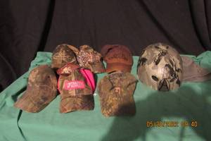 lot 123 image: HUNTERS  BALL CAPS- VARIETY