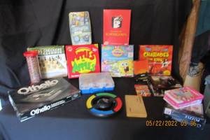 lot 131 image: GAMES AND PUZZLES