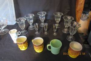 lot 92 image: ICE CREAM SHOP FLOAT GLASSES, ANCHOR HOCKING COLLECTIBLE COFFEE CUPS, AND ROYAL TERRA IRISH CREAM PORCILIN CUPS