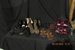 lot 126 image: CASUAL STYLE SHOES SIZES 5.5 -7- BRANDS-IVEA SPIGA, BAMBOO, CHARLES ALBERT, STEVE MADDEN, FIONI, TORY BURCH, SKETCHERS