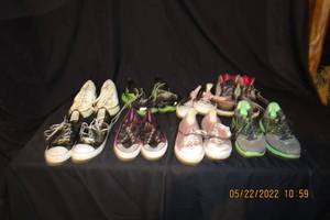 lot 127 image: ATHLETIC SHOES-8 PAIR-SIZES 5-6-BRANDS NIKE, TOMMY HILFIGER, AND CONVERSE