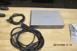 lot 23 image: ROCKSTOR ROCPRO 850-STUDIO RECORDING STOAGE MODULE-SERIAL-E809048-190176-HAS PWR CHORD AND USB CABLE