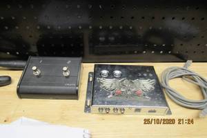 lot 24 image: POWER ACOUSTIK BASS 12C DIGITAL BASS MACHINE NO POWER CHORD- CRATE FOOT SWITCH