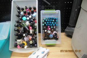 lot 180 image: FINGERNAIL POLISH- VARIOUS BRANDS, COLORS, AND STYLES, I IN CASES