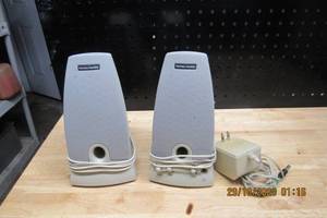 lot 50 image: HARMIN KARDIN- MEDIA SPEAKERS- - HK-195