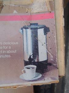 lot 37 image: Westbend Party Perk 12-30 cup