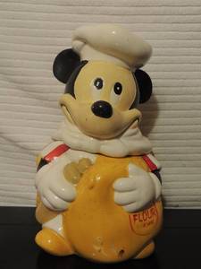 lot 93 image: Disney Mickey Mouse Vintage cookie jar 11 flour wrote on side Hoon LTD on bottom