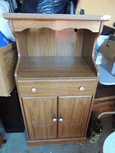 lot 218 image: Kitchen rolling cart shelf 1 drawer 2 open doors at bottom 50x24