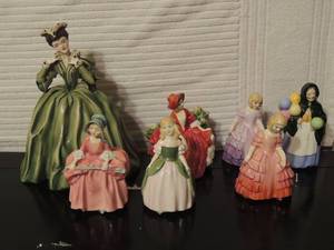 lot 121 image: Royal Doulton HN2123 ROSE,  HN#2338 Penny, LYDIA HN1908 BALLOON SELLER  COAL PORT