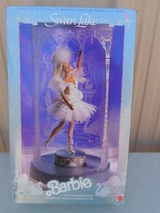 lot 158 image: Swan Lake Barbie in original box NIB