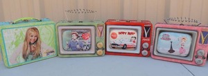 lot 112 image: 2000   year Coca Cola Betty Boop lunch box vandor SLC UT,     I Dream of Jeannie metal lunch box,   I love Lucy metal lunch box,   Hannah Montana metal lunch box