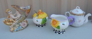 lot 138 image: White and gold teapot, dantw design sunflower cream and sugar set, Horn Vase