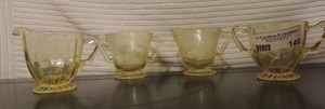 lot 146 image: Yellow depression glass  Creamer & Sugar set   x  2 sets