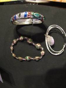 lot 349 image: Bracelets- cloisonn bead stretch, inlay green jewel with red and blue cuff silver has 3 open cuff with  disc