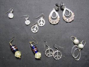 lot 382 image: Earrings- peace signs x 2, hoops with crystals, blue and gold barrel with crystal and more