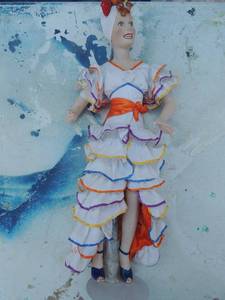 lot 272 image: I love Lucy porcelain doll 1996 CBS #1626-D- Hamilton Collection 19 thumb broken