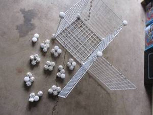 lot 25 image: Build A Cube  Wall