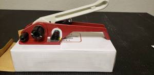 lot 56 image: PST PLASTIC STRAPPING TENSIONER