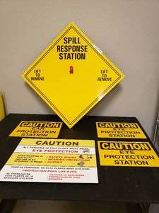 lot 79 image: SIGNS SEE PICTURES FOR DESCRIPTION AND QUANTITY