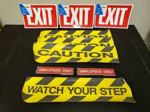 lot 81 image: SIGNS SEE PICTURES FOR DESCRIPTION AND QUANTITY