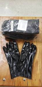 lot 20 image: Industrial Work Glove Item 2133 RN8713, (12 pairs)