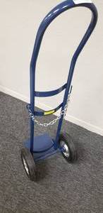 lot 161 image: SINGLE CYLINDER HANDTRUCK WITH CHAIN, BLUE