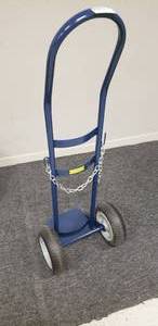 lot 163 image: SINGLE CYLINDER HANDTRUCK WITH CHAIN, BLUE