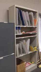 lot 86 image: TENNSCO METAL SHELF W38 X D12 X H72APPROX. (SHELF ONLY)