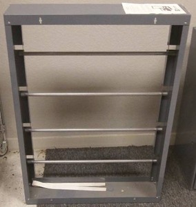 lot 46 image: WIRE SPOOL RACK WITH 4-PLATED STEEL TUBES TO HOLD SPOOLS AS LARGE AS 10 DIAMETER, STEEL, COLOR GRAY