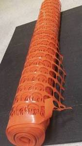 lot 95 image: ORANGE DIAMOND MESH PLASTIC SAFETY FENCE, U.V. STABILIZED POLYETHYLENE, 4x100 ROLL