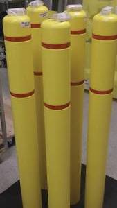 lot 99 image: 4X52 BOLLARDGARD YELLOW W RED TAPE 5 TOTAL