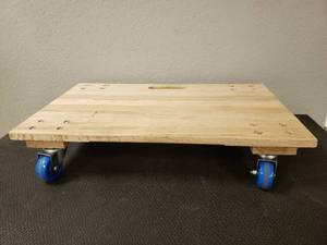 lot 152 image: 18X30 SOLID FINGER JOINTED DECK WITH 4 SWIVEL 3 POLYO CASTERS