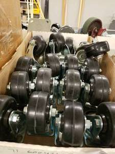 lot 284 image: Caster and Wheels, see pictures