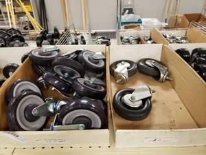 lot 289 image: Caster and Wheels, see pictures