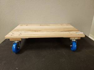 lot 155 image: 18x30 SOLID DECK W4 SWIVEL 4 SOLID BLUE PU CASTERS
