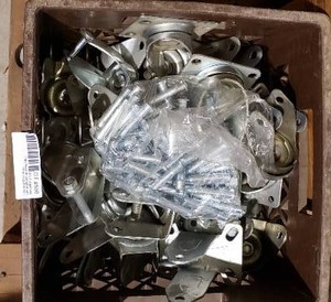 lot 656 image: Mixed Lot of Swivel Casters