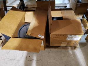 lot 689 image: 2 Boxes 10 x 2-14 x 1 Solid Wheels