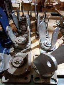 lot 744 image: Mixed Lot of Large Swivel Casters