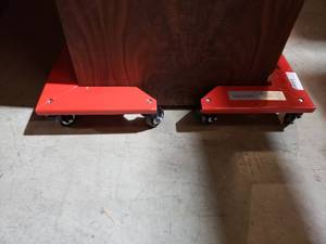 lot 728 image: CORNER MOVING DOLLYS (SET OF 4)