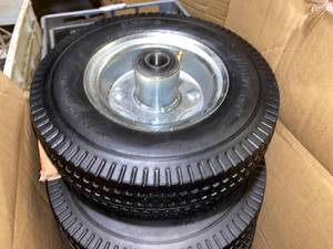 lot 381 image: Case of Mighty Lift Wheels Airless Tire 2.50 x 4 ( 10 Total), Dolly Only Wheel Hub