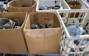 lot 355 image: MIXED LOT OF CASTERS AND PARTS