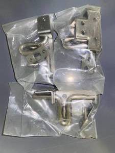 lot 421 image: mixed lot of latches and door locks for roller cases or trailers