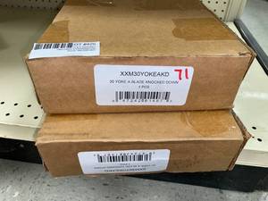 lot 425 image: 30 3 BLADE YOKE FAN (2 Total)