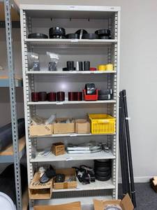 lot 427 image: Tennsco Shelving W38 x D12 x H84, Cream Color, Shelf Only