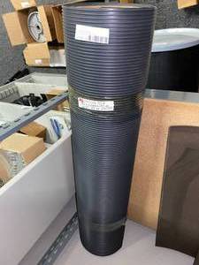 lot 443 image: 18 THICK CORRUGATE RUNNER MAT, 3x11 12