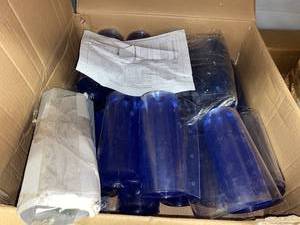 lot 454 image: Plastic 8 sheeting for refrigerated dock doors 18 pcs plus mounting hardware