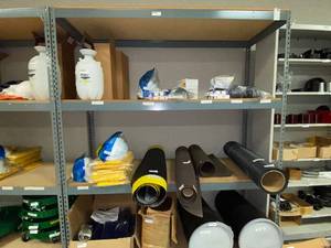 lot 462 image: Shelving unit only 72w x 24d x 84h